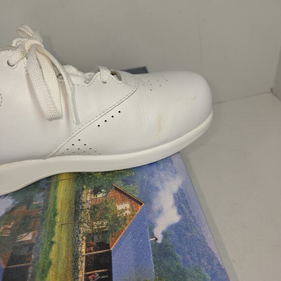 Vtg SAS Shoes Womens 6.5 Free Time White Comfort Walking Made In USA Walking - Picture 11 of 16